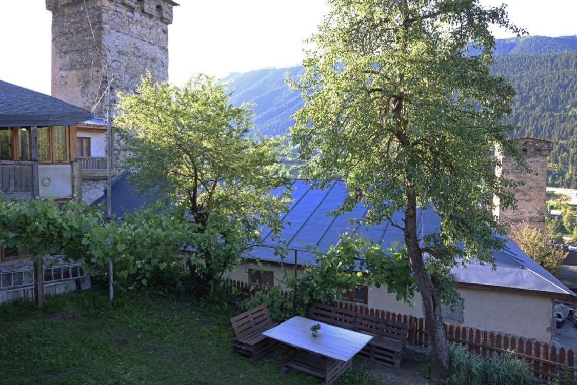 Mestialux Guesthouse מראה חיצוני תמונה