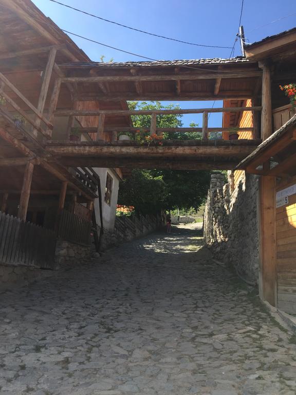 Mestialux Guesthouse מראה חיצוני תמונה