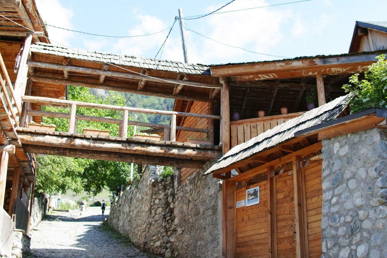 Mestialux Guesthouse מראה חיצוני תמונה